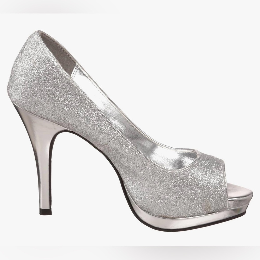 Rampage Gracee Platform Peeptoe Pump 8-1/2